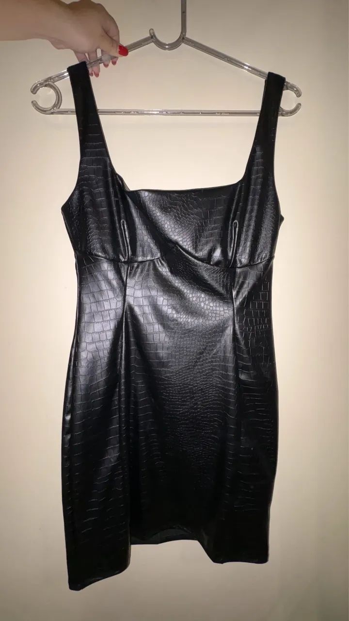Vestido Couro