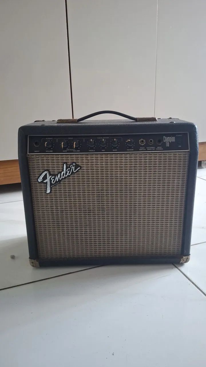 Amp fender