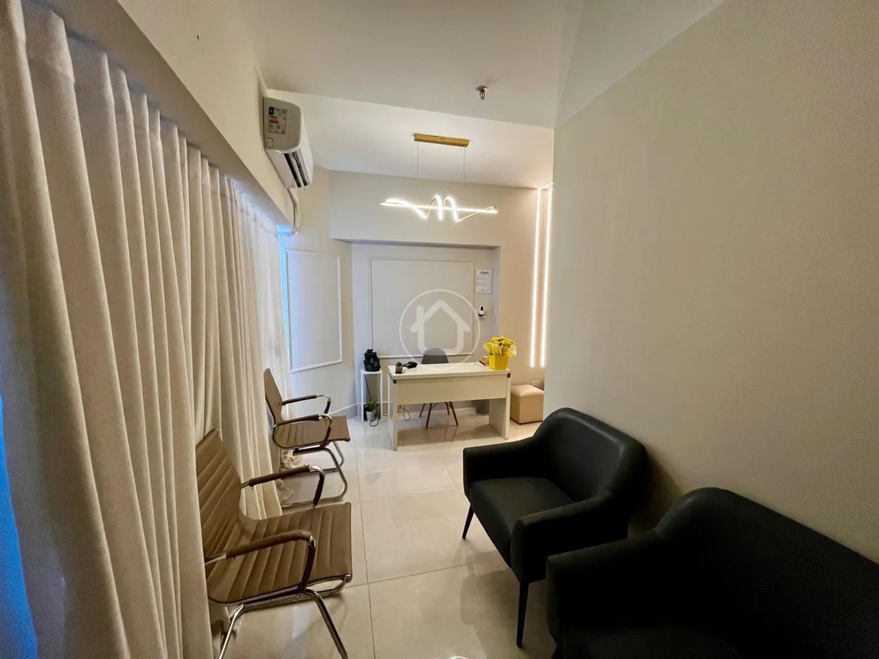 SALA NA AVENIDA ISAAC POVOAS - MIRANTE DO COXIM - Foto 2