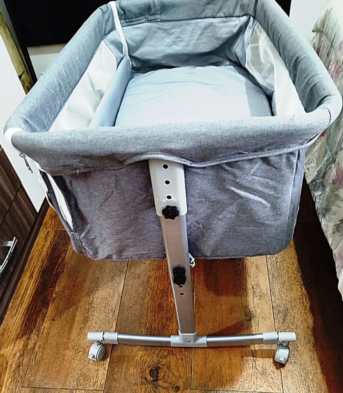 Berço Portátil Sleep 3 em 1 Moisés Co-bed Acopla na Cama Cinza Kababy - Foto 5