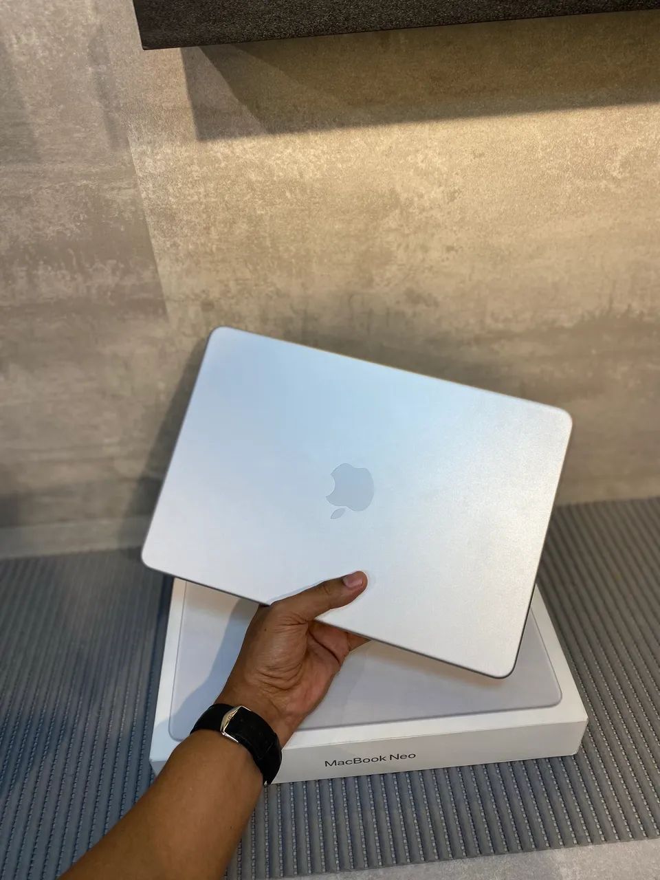 MacBook NEO シルバー 256GB MacBook neo 256GB Silver Garantia Apple - Notebooks - Setor