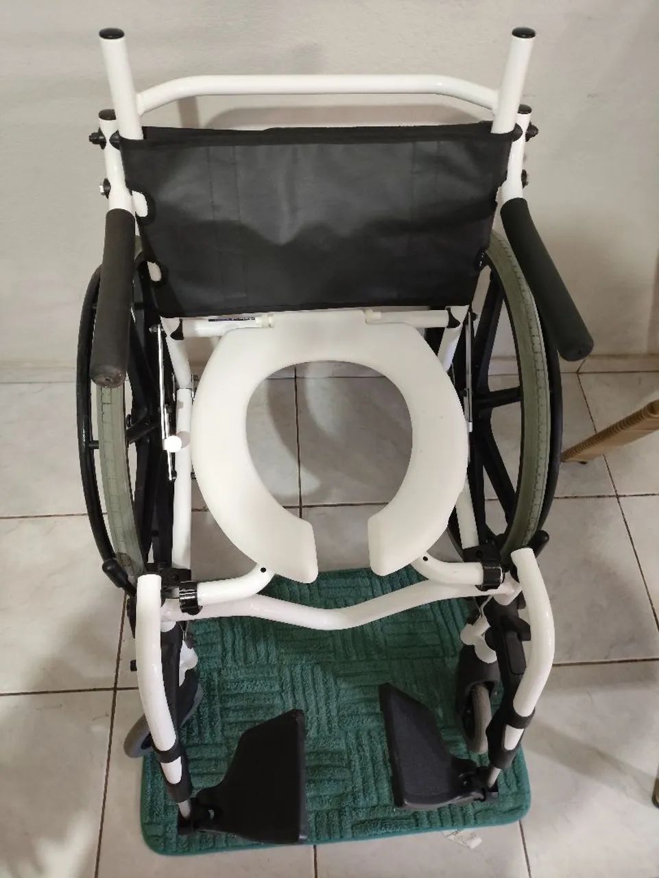 VENDE-SE CADEIRA DE BANHO ORTOBRAS - Foto 3