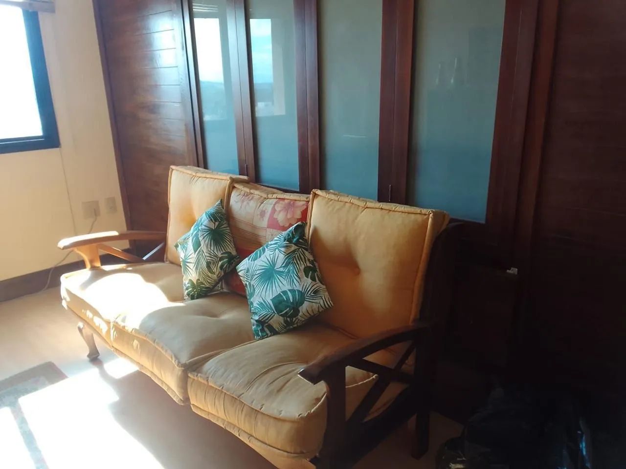 Alugo flat no Guara Inn mobiliado