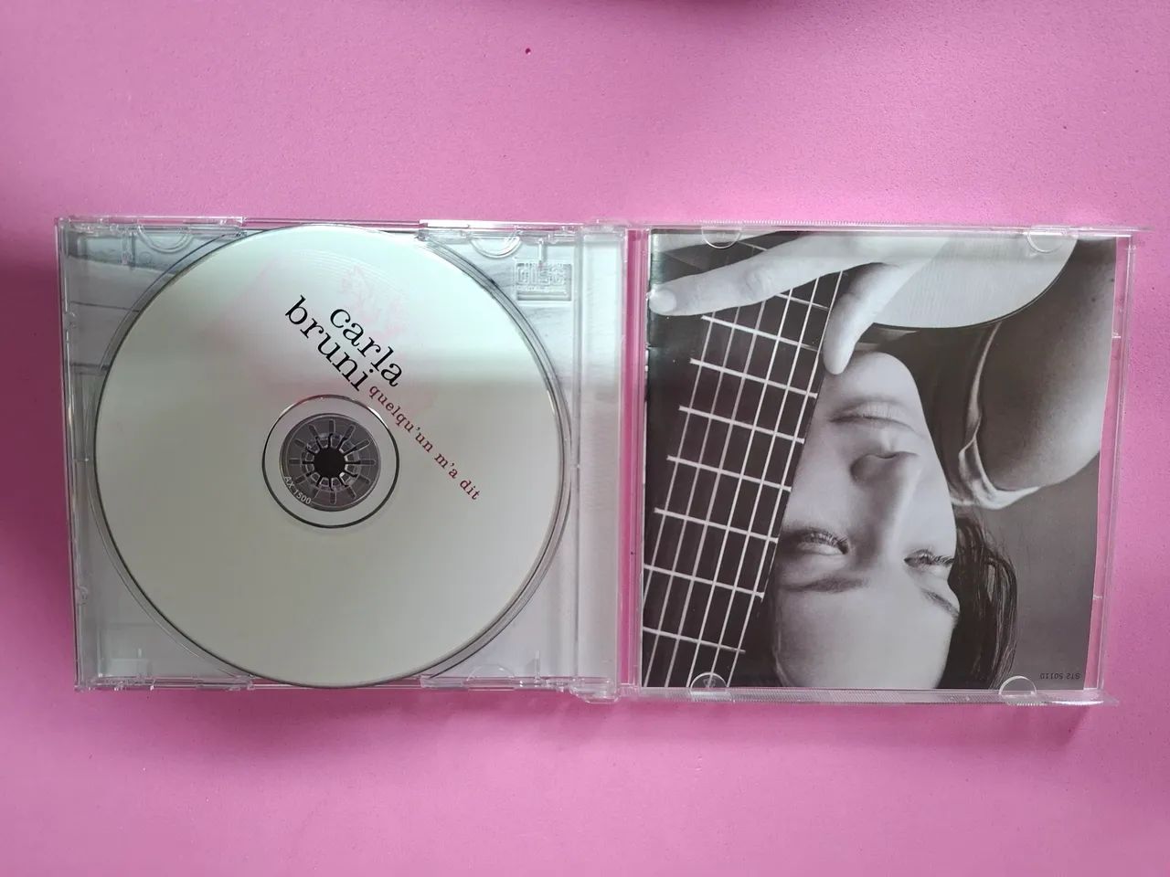 CD Carla Bruni - Quelqu'un M'a Dit (Original) - Foto 2