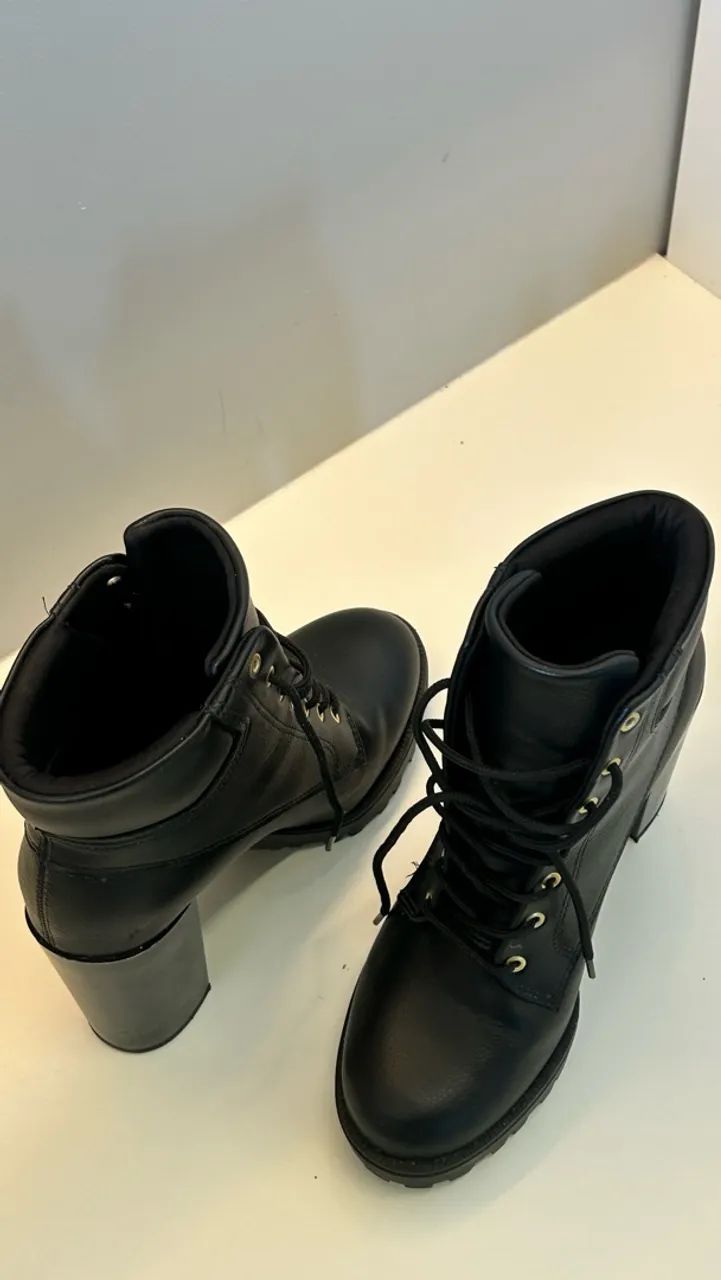 BOTA MOLECA PRETA  - Foto 4