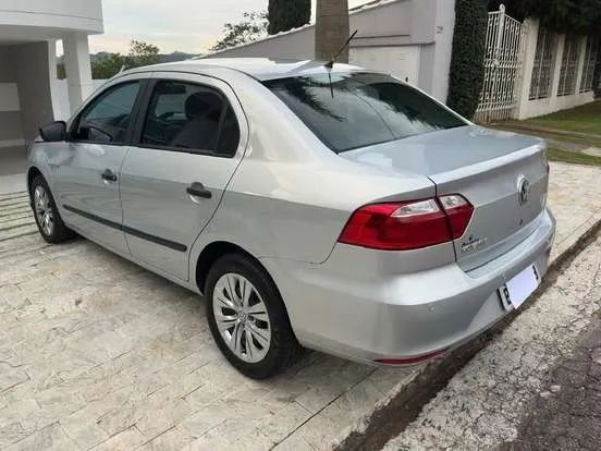 Aluguel Volkswagen Voyage prata com manutenção inclusa - Foto 2
