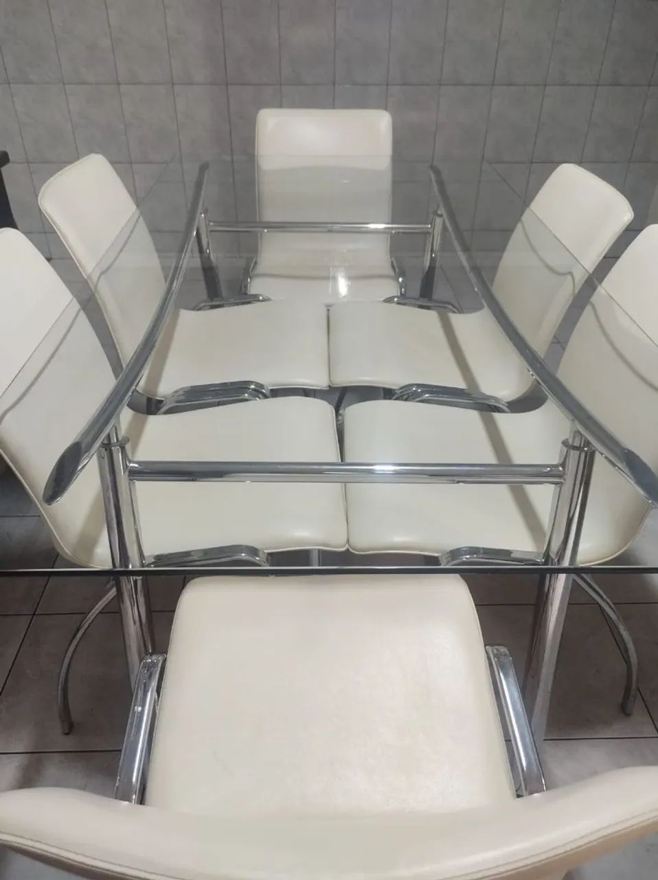 Mesa de jantar em inox com 6 cadeiras - Foto 3
