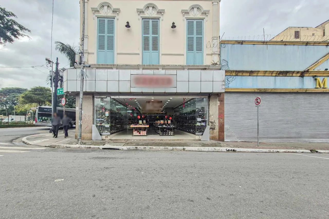 Loja na Rua Santa Ifigênia, 746 - A  900 m²