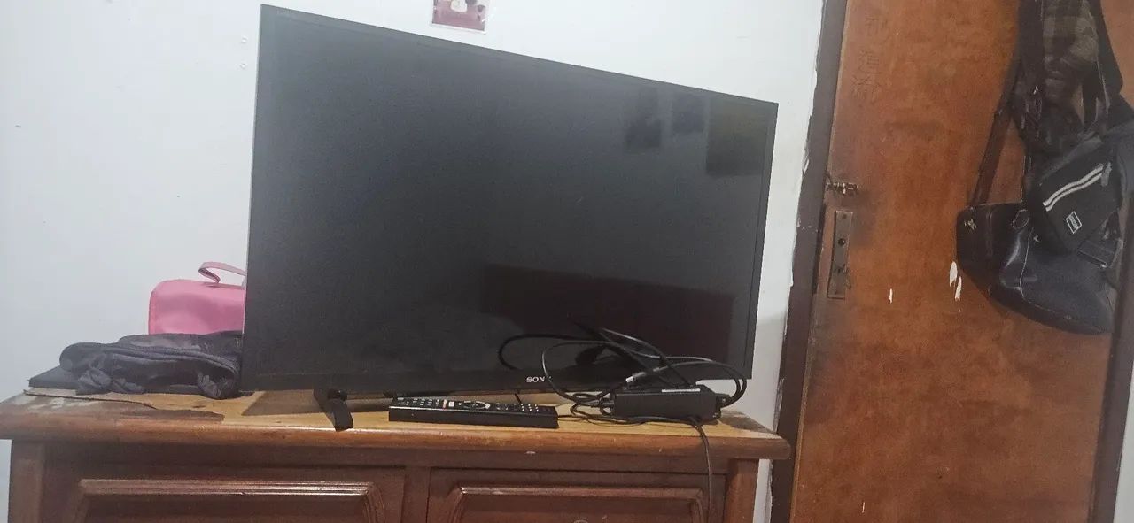 Com leve defeito TV Sony Smart 