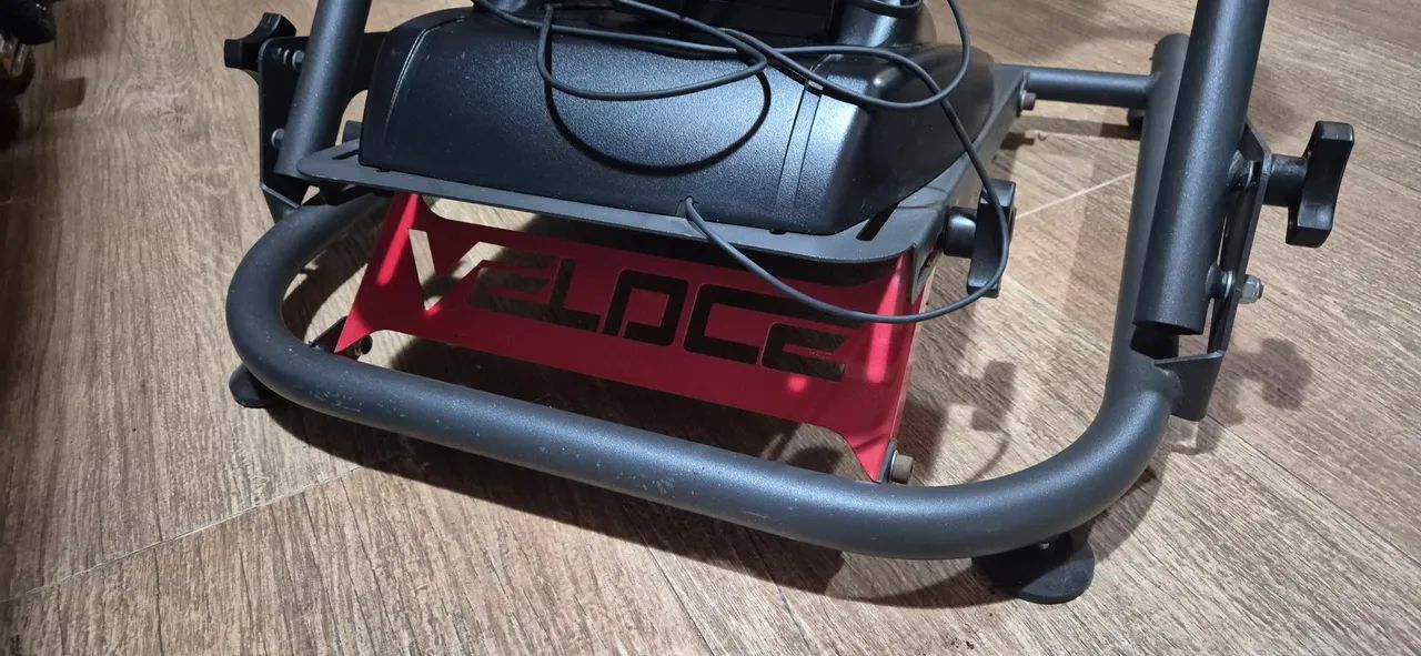 Simulador Logitech G923 Xbox + Suporte Veloce V3 - Foto 2