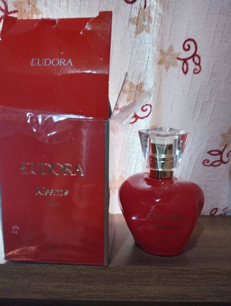 Eudora Kissme please