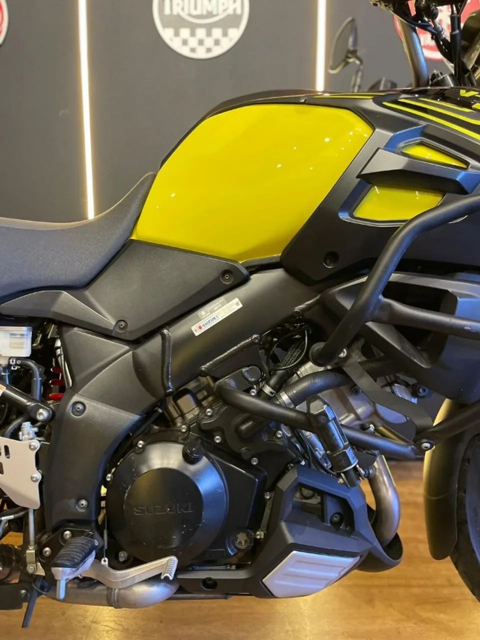 SUZUKI V-STROM XT 1000 - 2020 IMPECÁVEL  - Foto 5