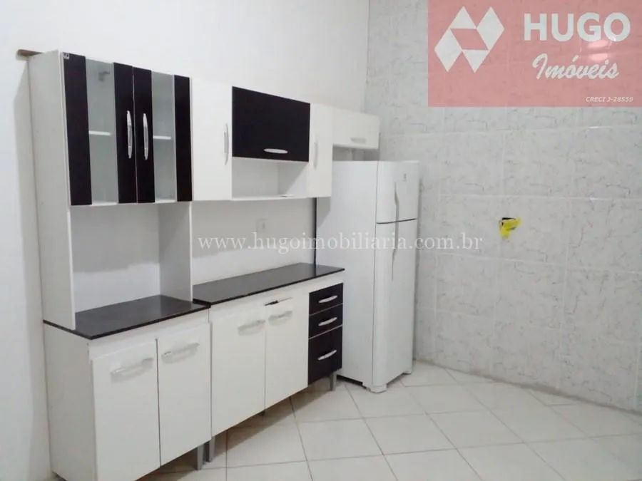 3 dormitórios, 1 suíte - Foto 2