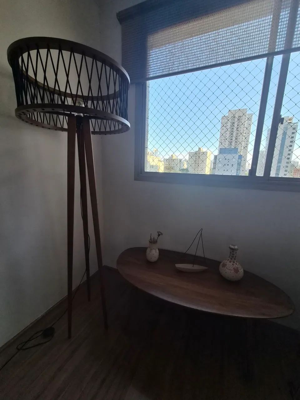 Luminária de pé