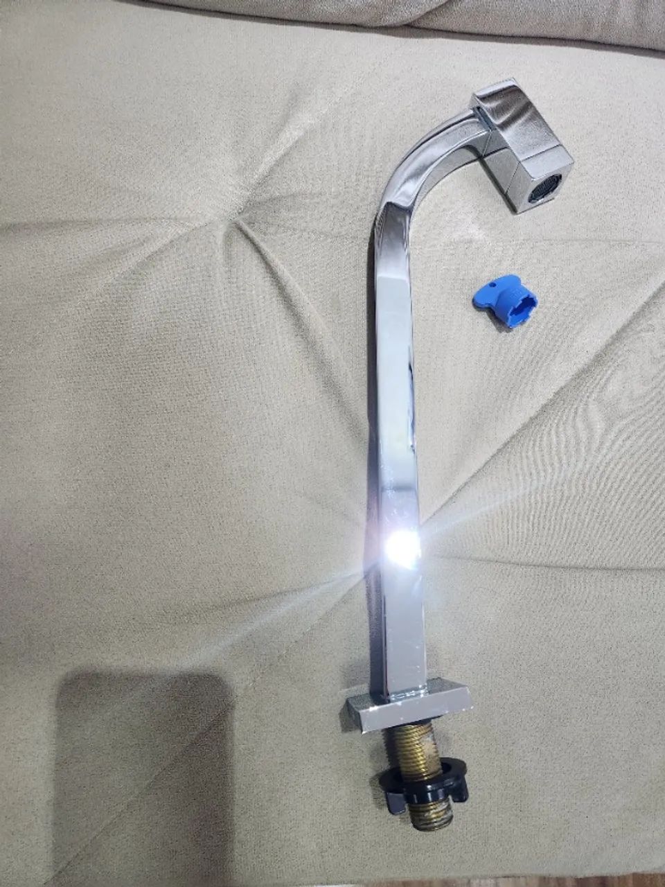 Torneira para Lavatório de Mesa Basic Bica Baixa - CELITE - Cromada - Foto 5