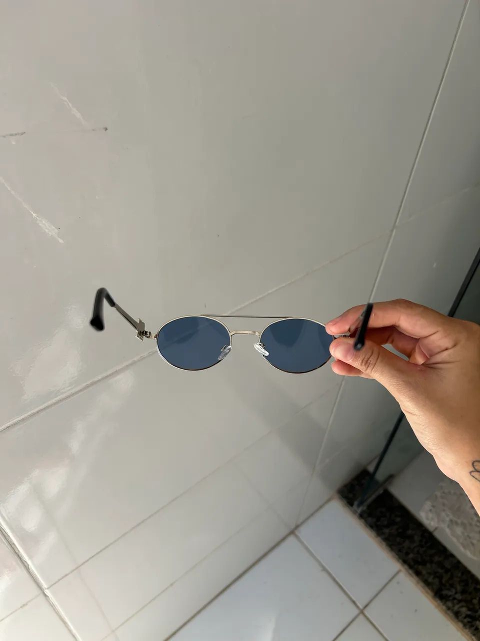 ? Óculos de Sol Premium | Proteção UV400 | Masculino e Feminino | Novos |  - Foto 2