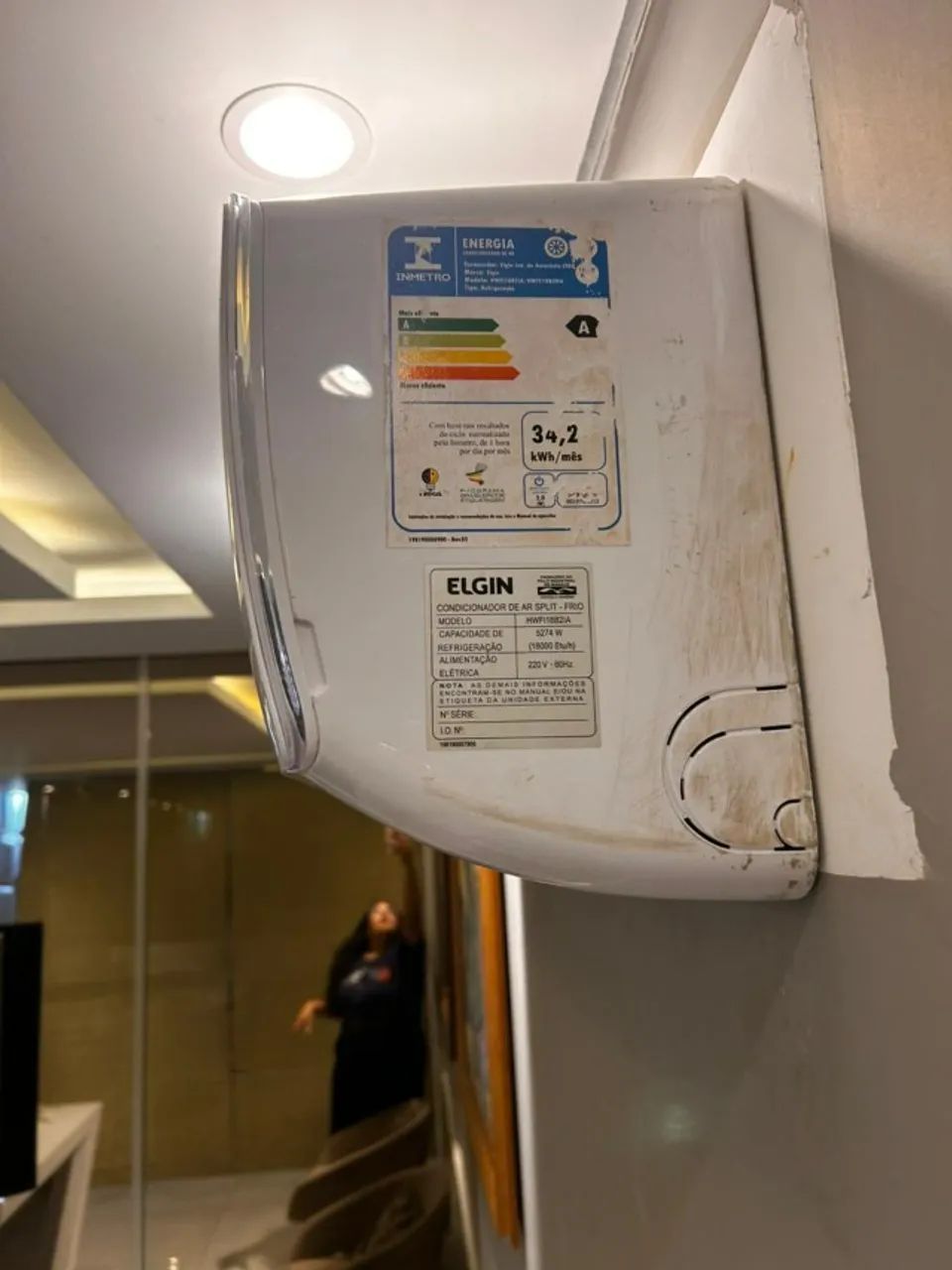 AR CONDICIONADO SPLIT ELGIN - FRIO 18.000BTU 220V 