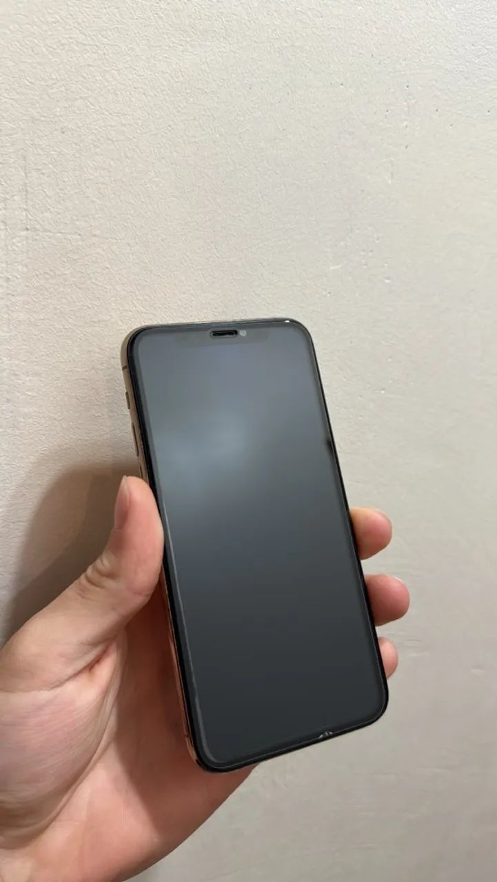 VENDO! (iPhone 11 Pro) Dourado!
