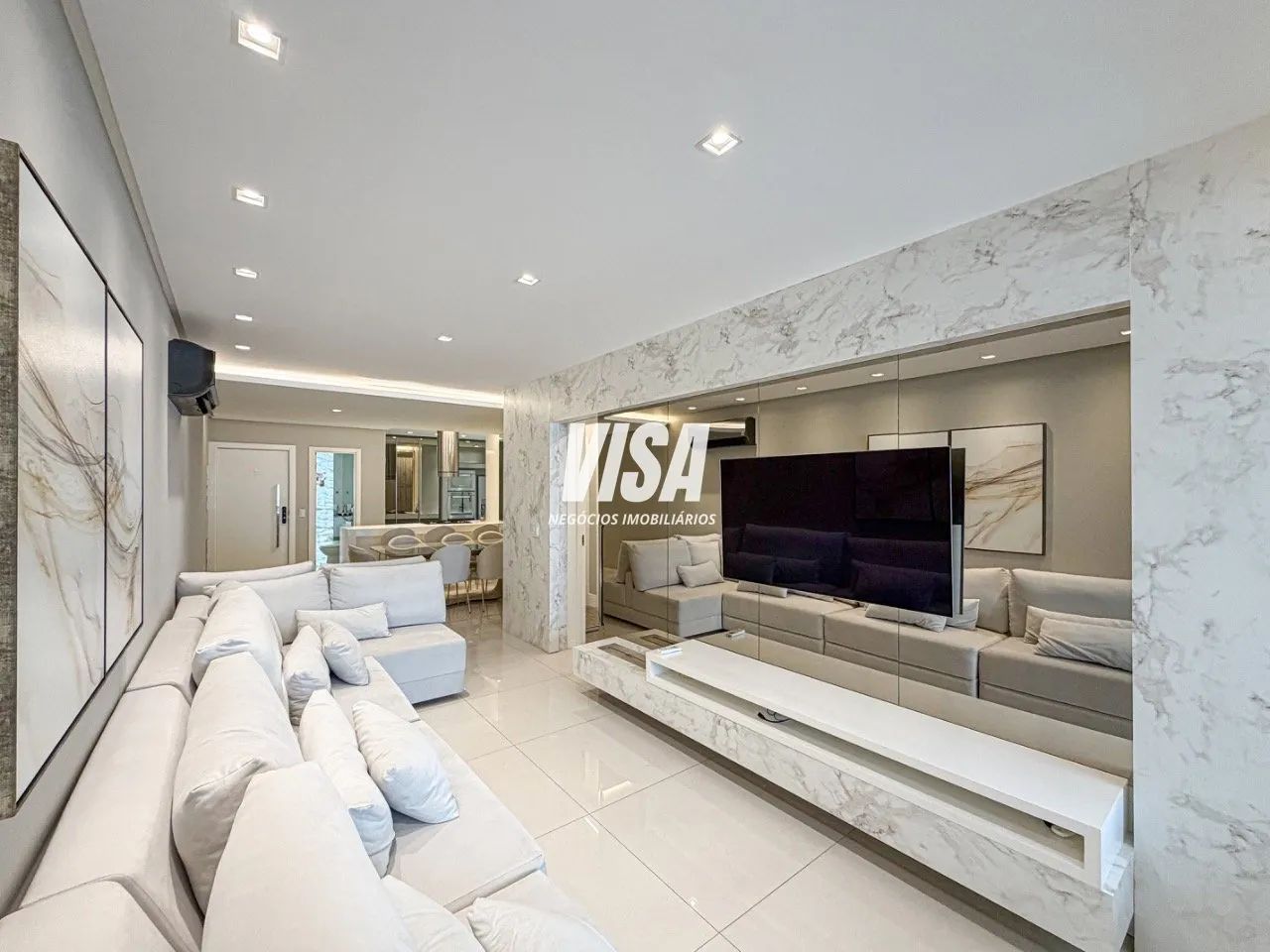 APARTAMENTO AMPLO NO KOBRASOL TOTALMENTE MOBILIADO!!
