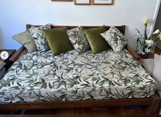 Sofá / Cama / Futon de Madeira Maciça com Conjunto Completo - Foto 2