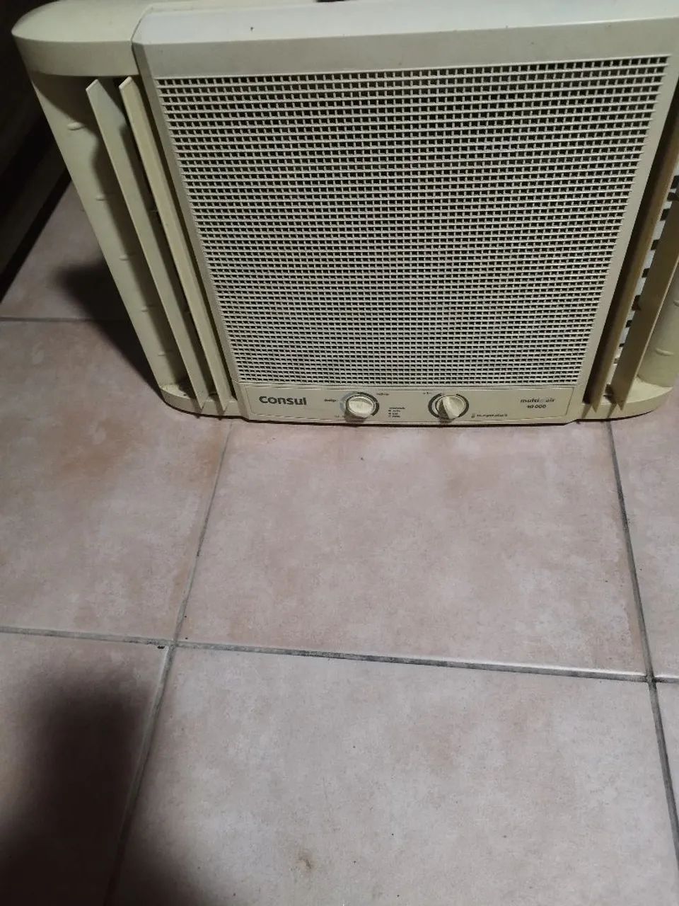 Ar condicionado 10 mil BTUs  220v - Foto 3