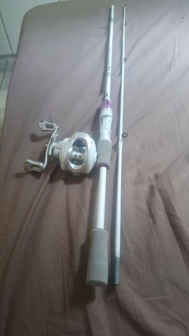 Kit pesca vara e carretilha branca  - Foto 3