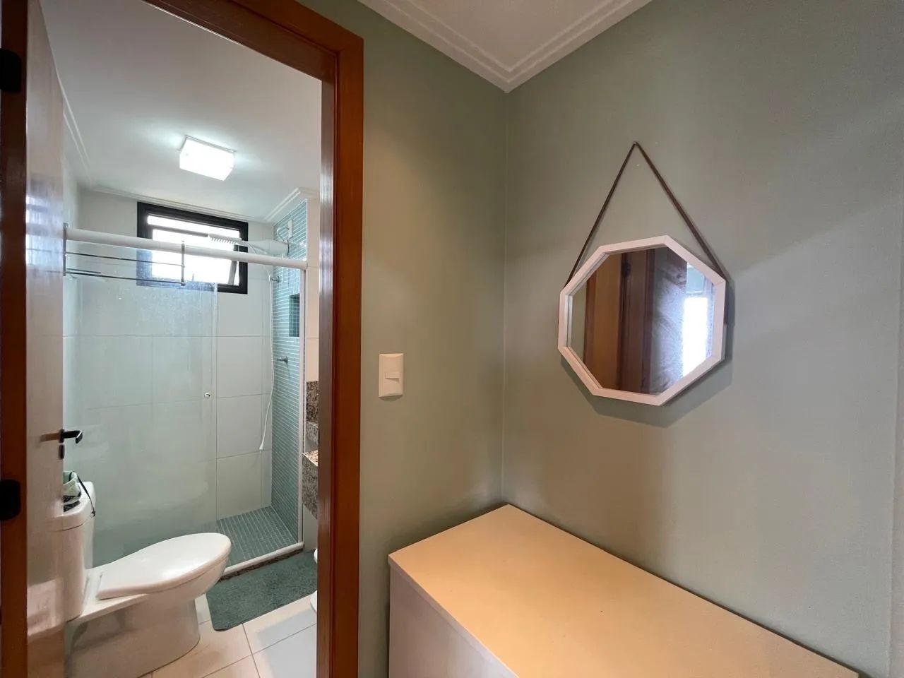 Apartamento mobiliado vista mar, jardim armação - Foto 2