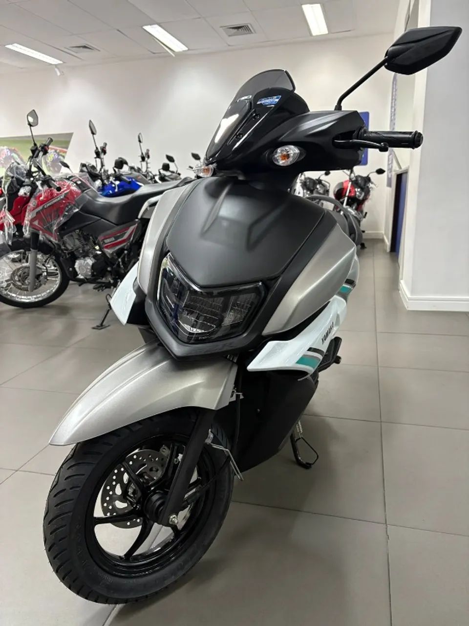 Yamaha Hybrid Connected 2027 - 1507141881 | OLX