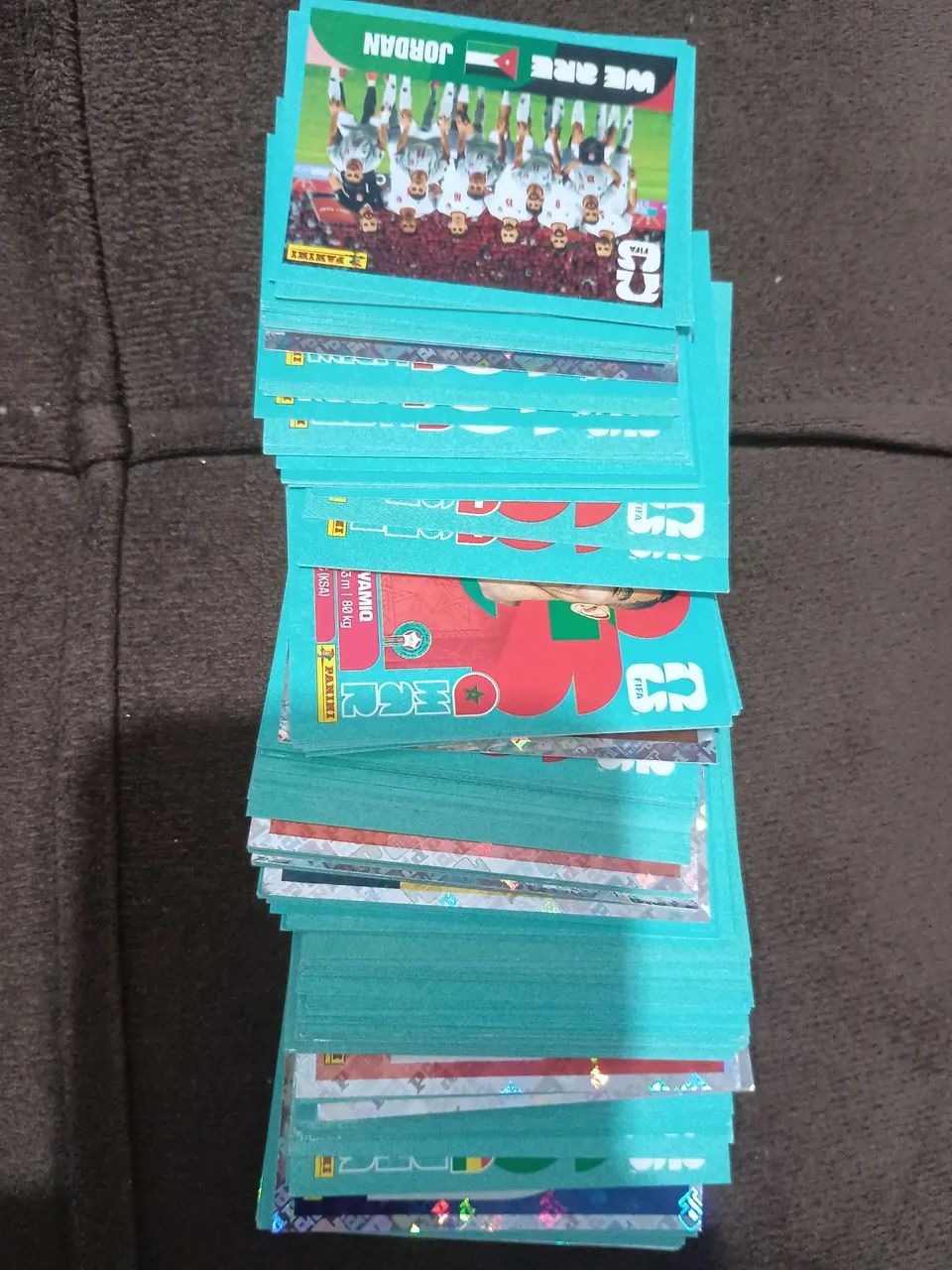 200 figurinhas avulsas 