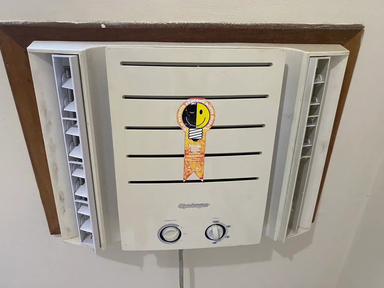 Ar-condicionado em perfeito estado 