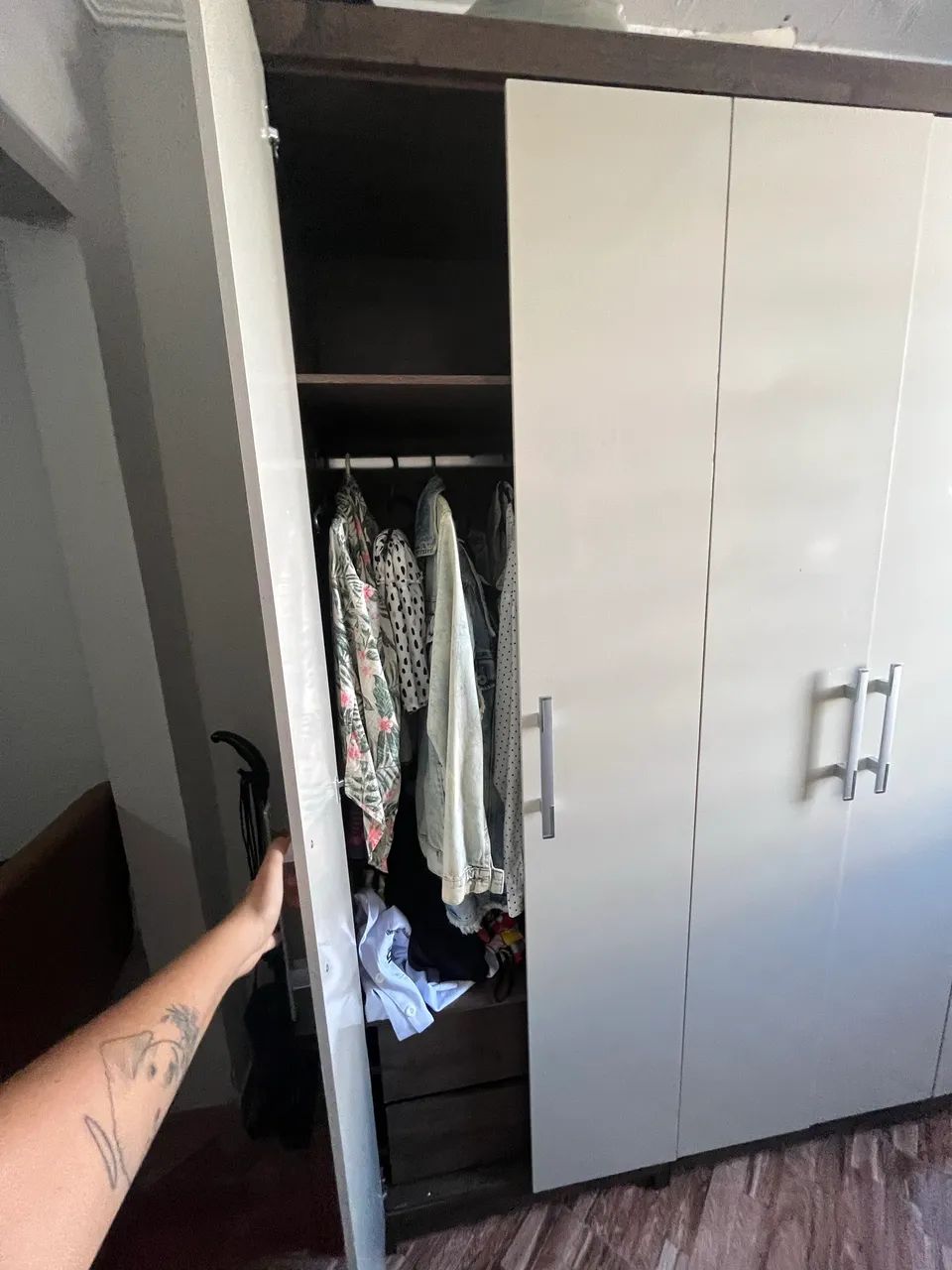 Cama e guarda roupa  - Foto 4