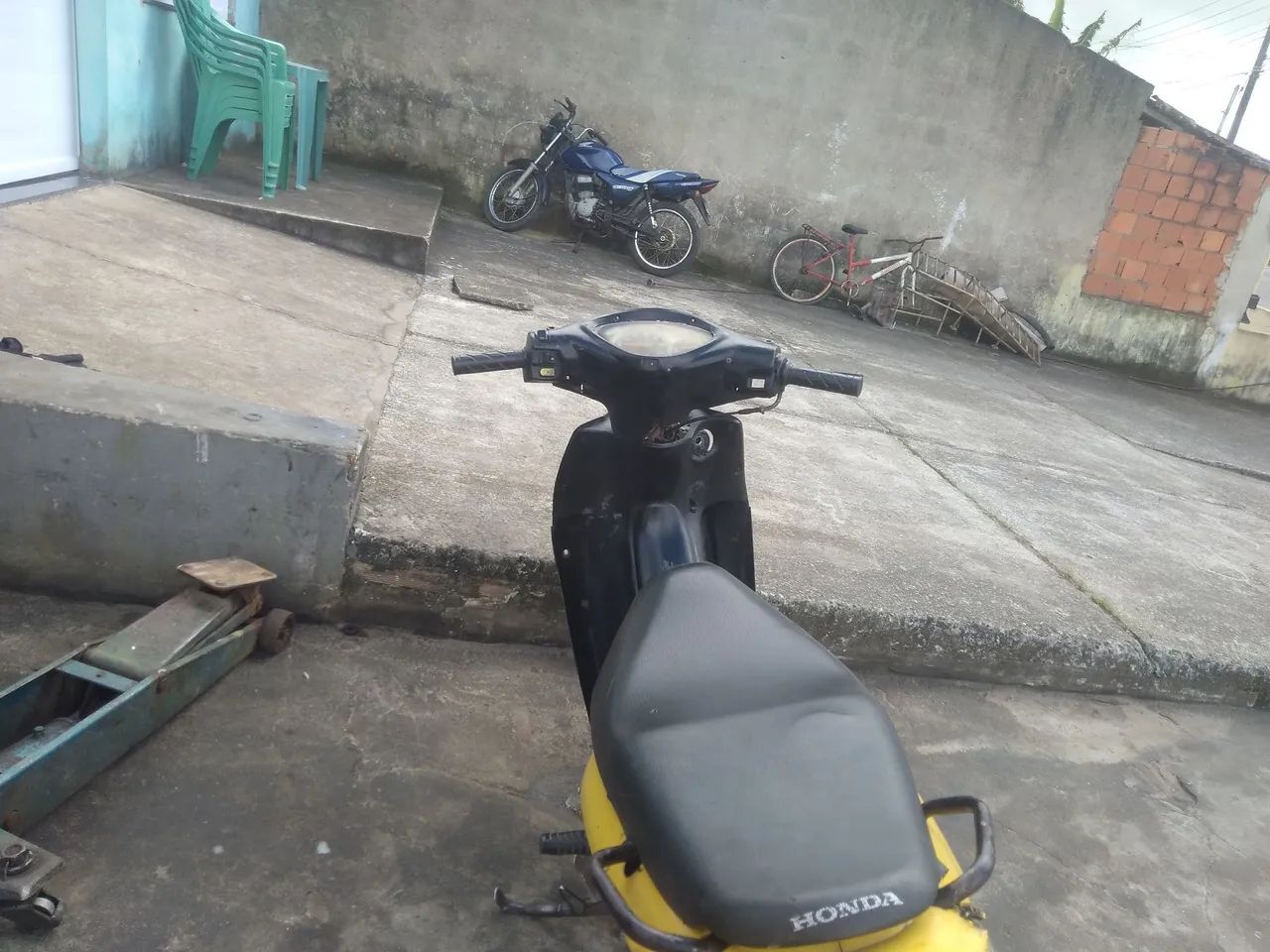 Biz 125