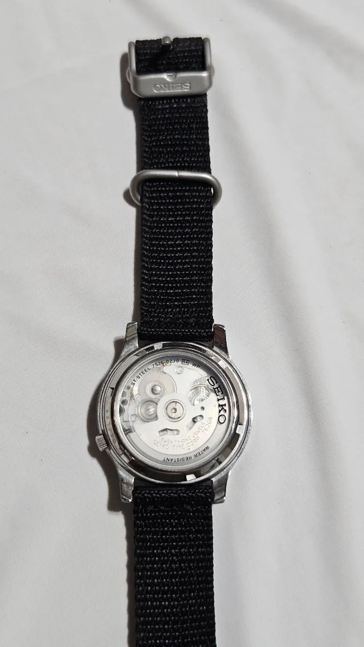 Seiko 5 Field SNK809 Automatic 7S26-02J0 - Preto - Foto 2