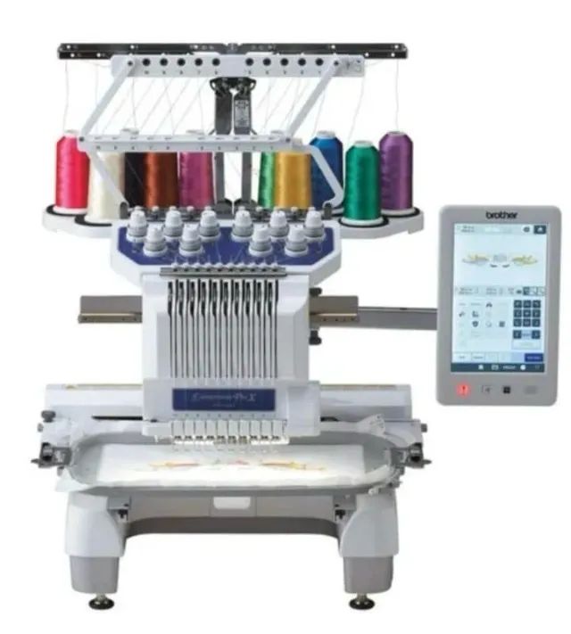 Máquina de bordado Brother c/ 10 agulhas