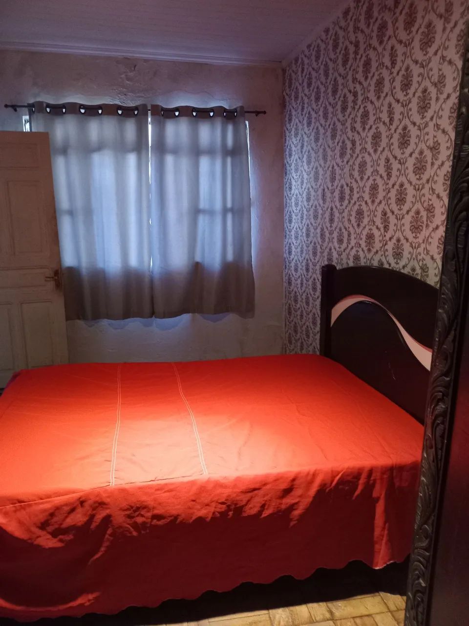 Aluguel de quarto,no centro, ótimo  ambiente, lugar  familiar 