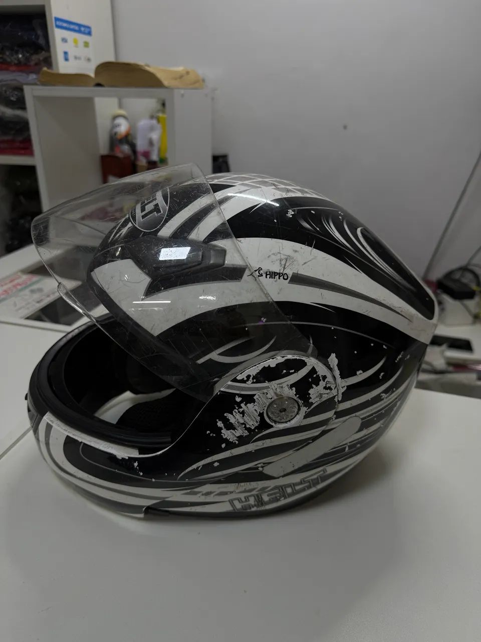 Capacete robocop