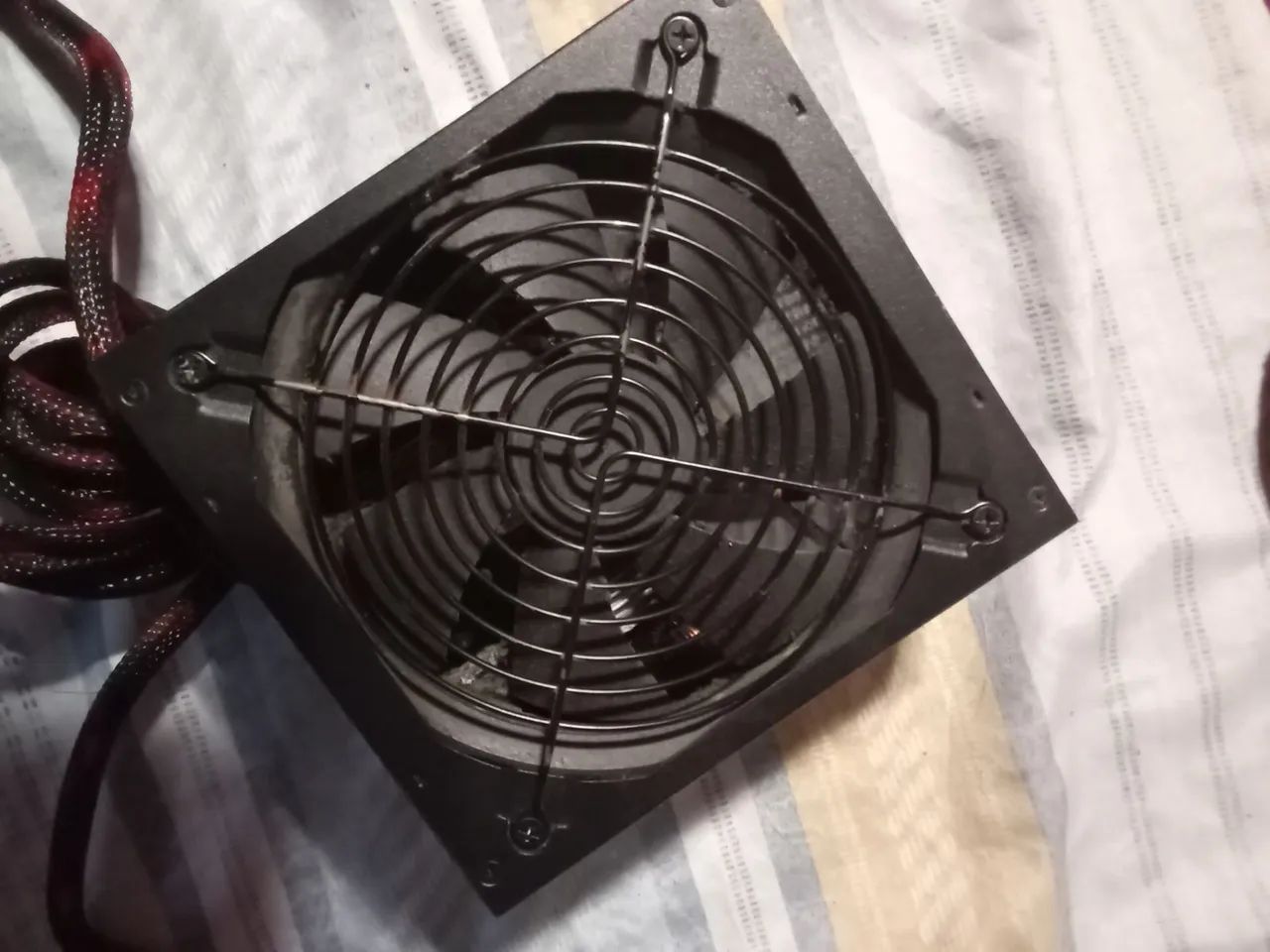Fonte Duex 600w 80 plus com defeito  - Foto 2