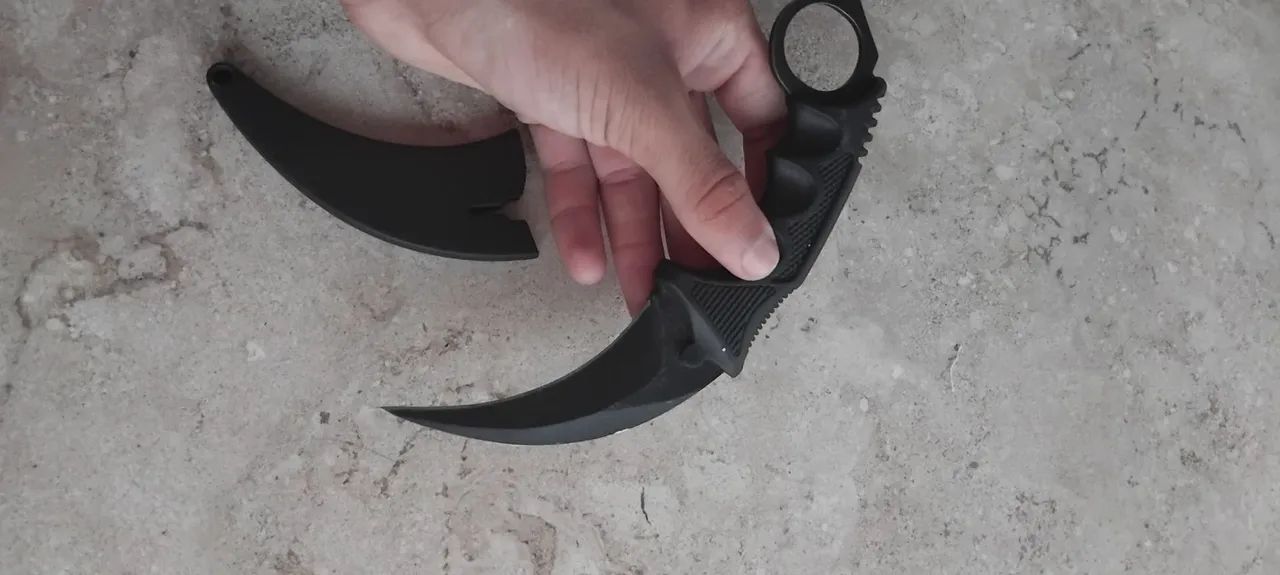 Karambit  sem fio de corte - Foto 2