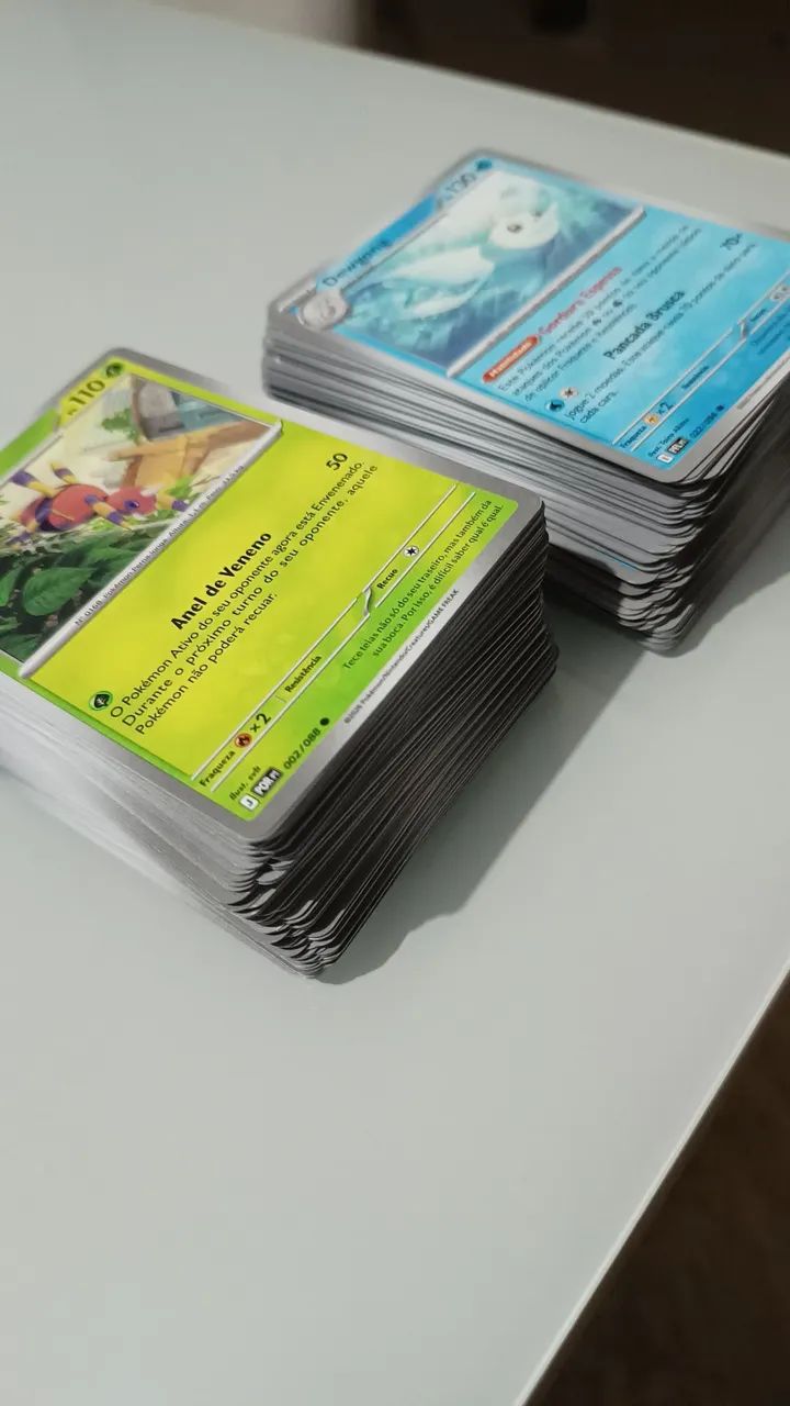 LOT 210 CARDS POKEMON TCG