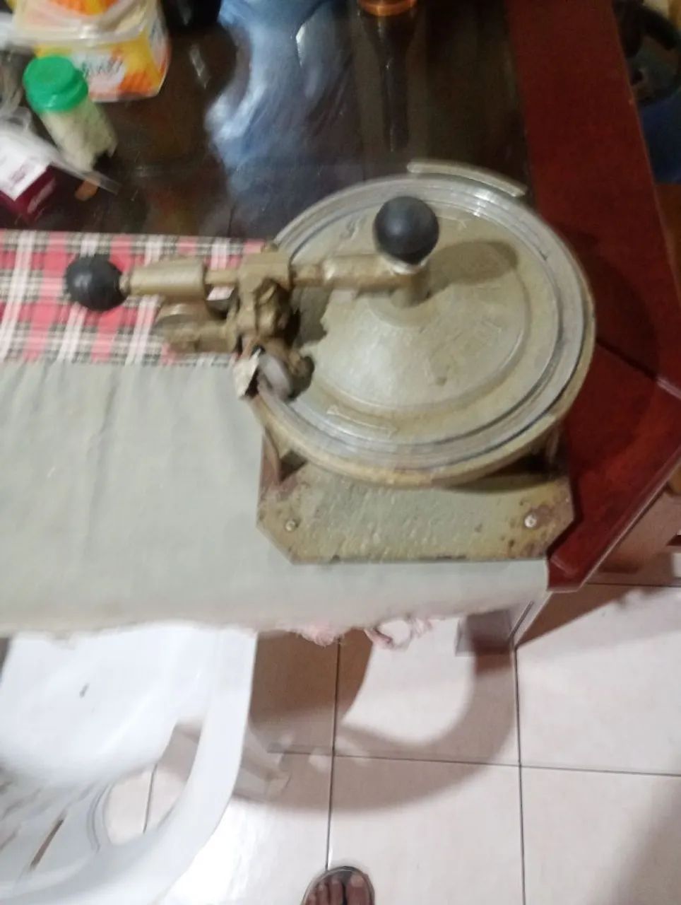 Aparelho de fechar marmita de alumínio  - Foto 2