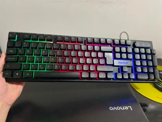 Teclado Gamer Com Iluminação Led RGB - Design Moderno - Foto 4