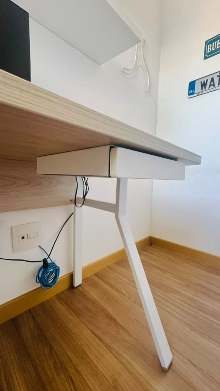 Escrivaninha Mesa Ergonomica Flexform | Mesa Tavollini 140 Max Carvalho Berlim - Foto 5