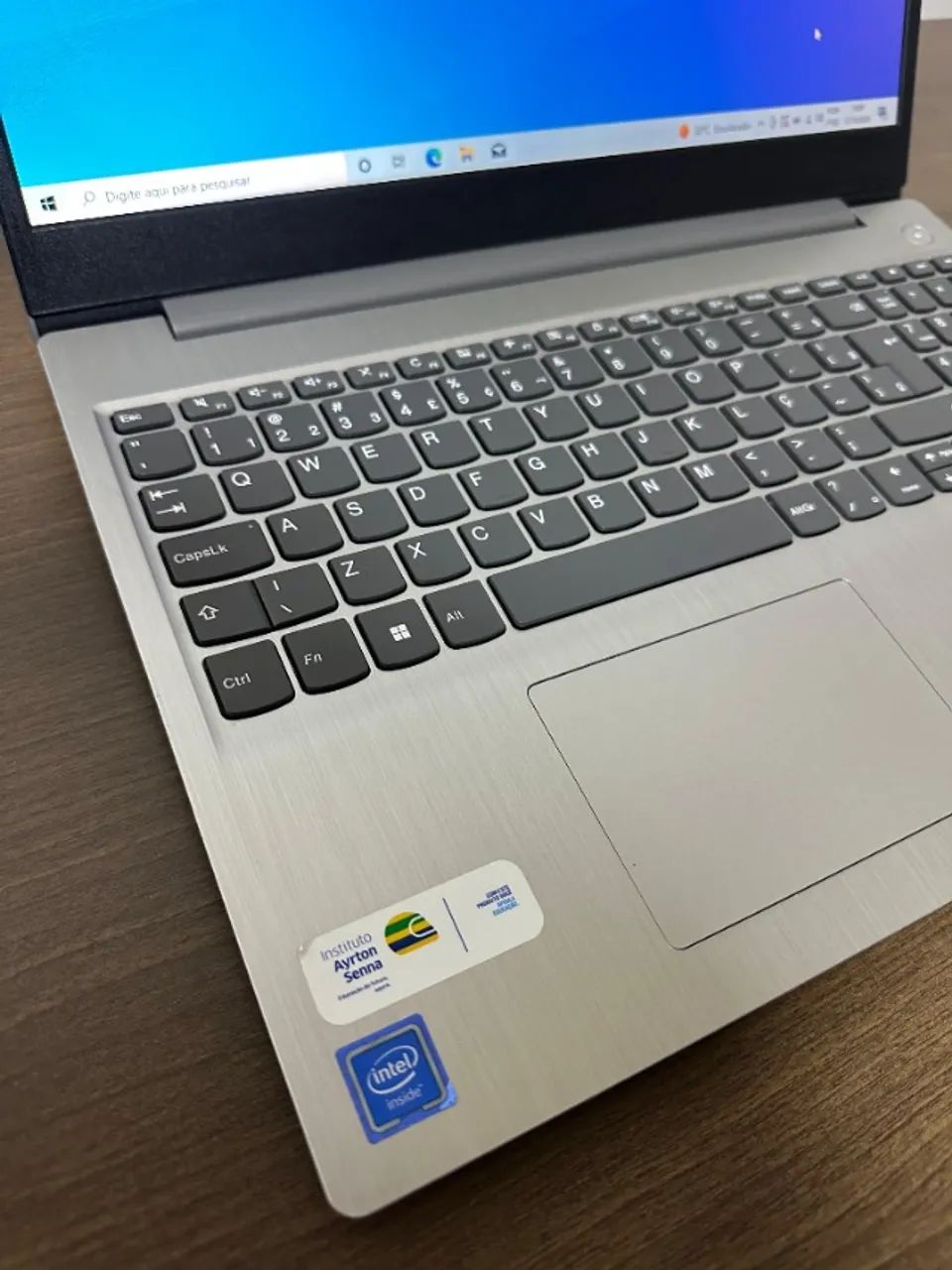 Lenovo Celeron N4020 / 4GB RAM / 128GB SSD - Foto 4