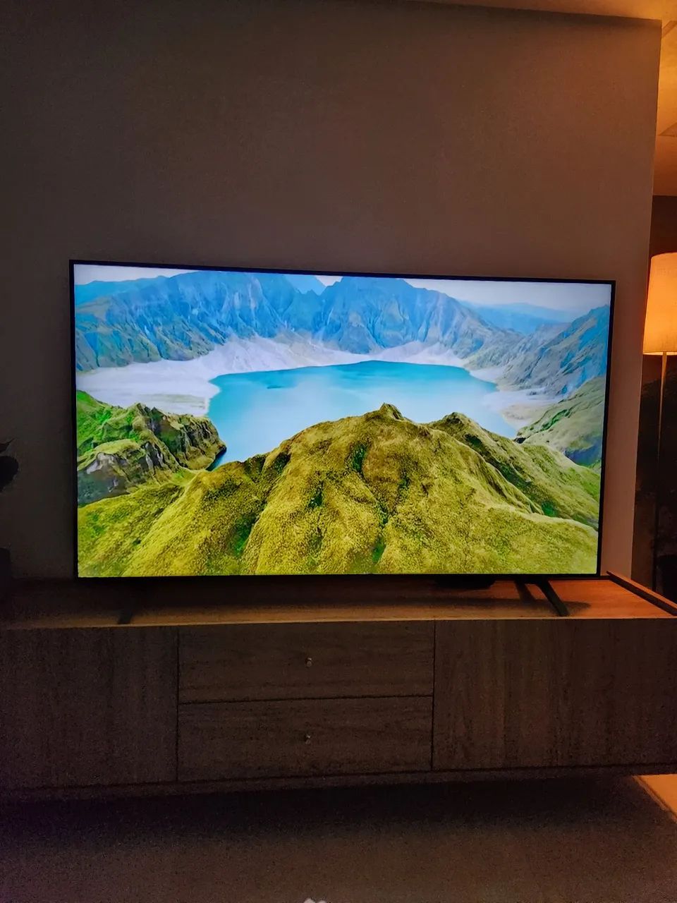 Smart TV LG 70" 4K UHD UR8750 - Impecável - 70 Polegadas - Foto 2