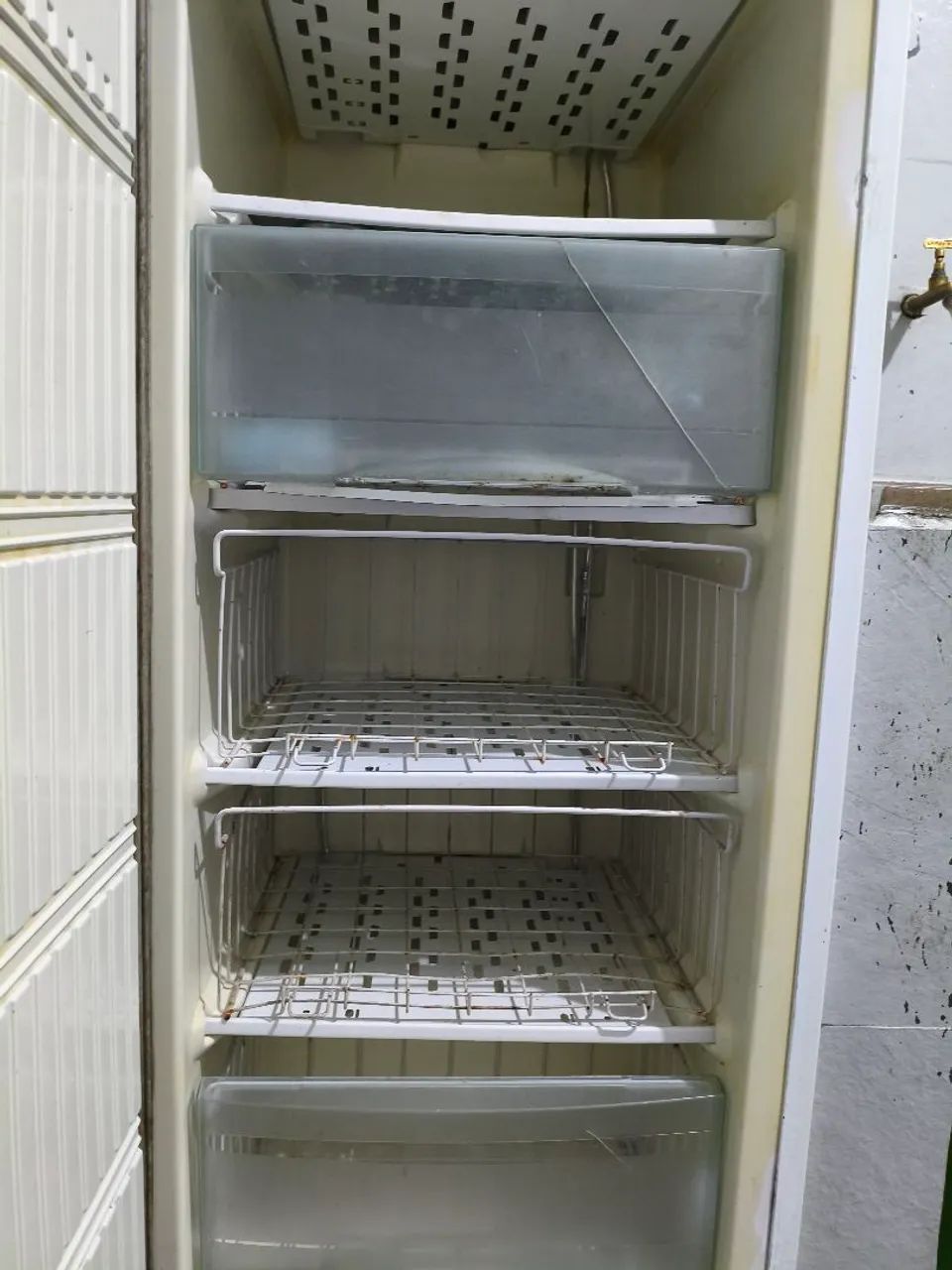 Freezer vertical Eletrolux  - Foto 2