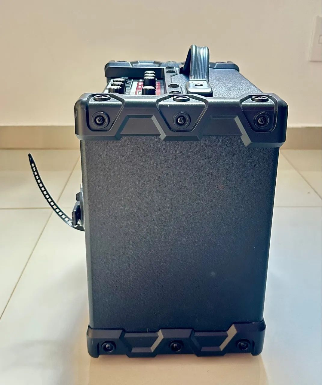Amplificador Roland Cube 15XL - Foto 4