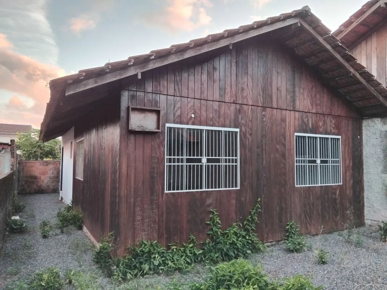 Casa para demolição 