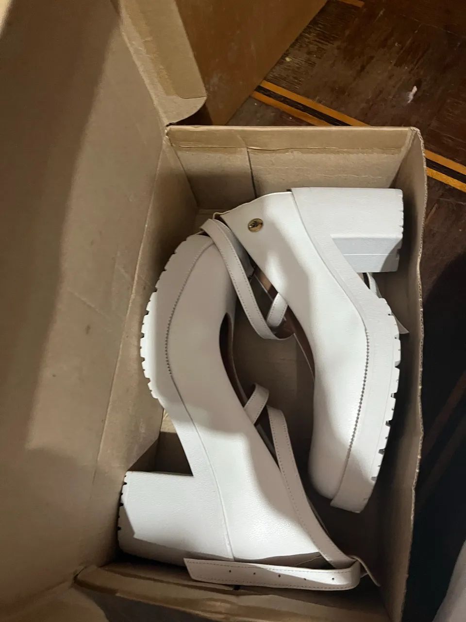 Sapato Branco Novo estilo Boneca 