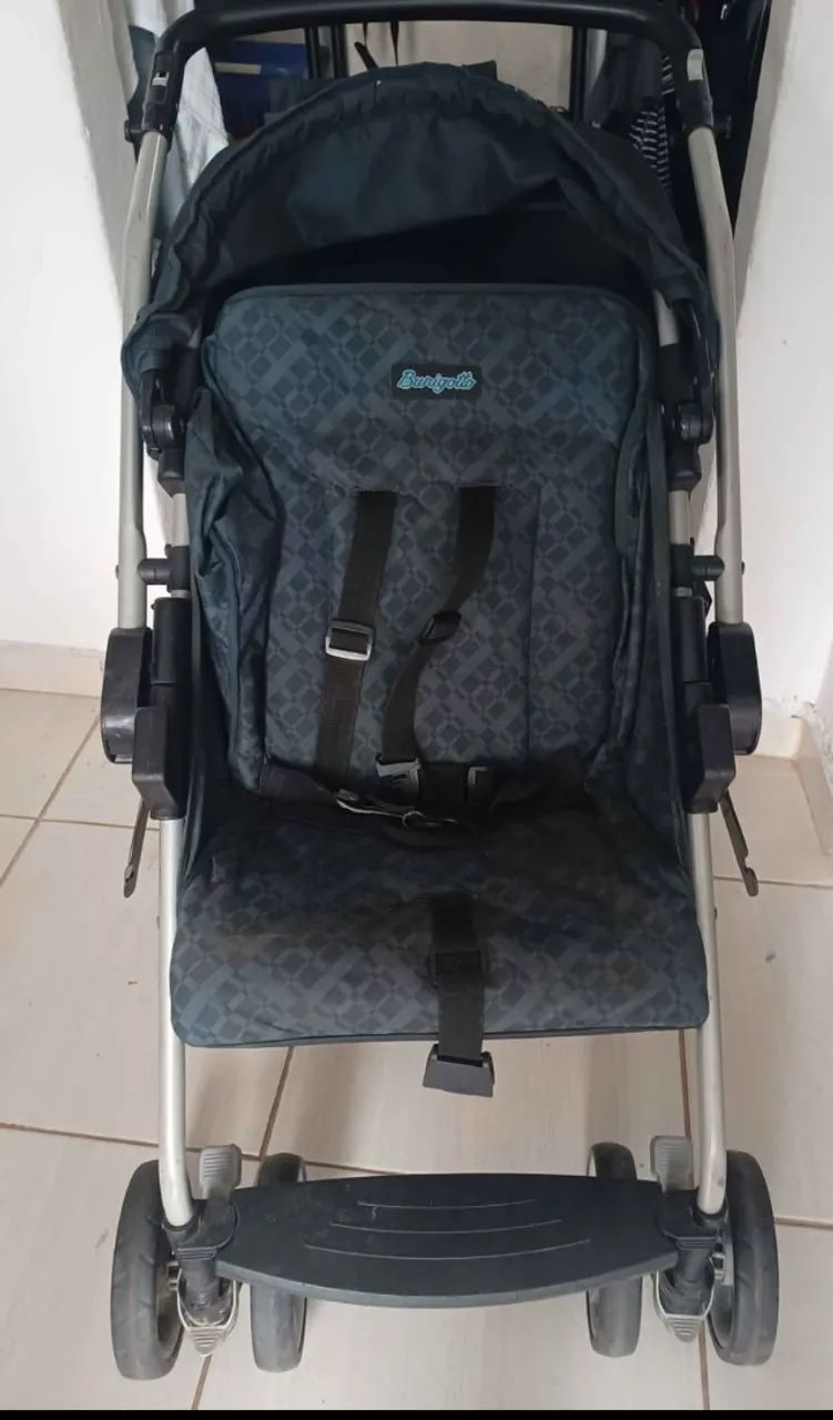 Carrinho de bebê suporta até 15kg