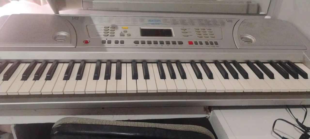 Teclado instrumental 
